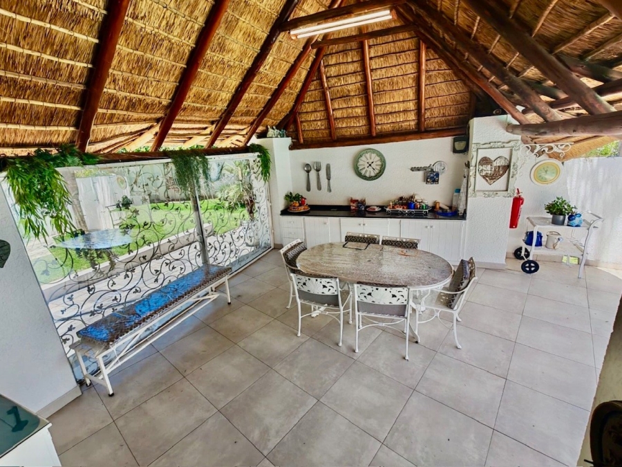 4 Bedroom Property for Sale in Wilkoppies North West